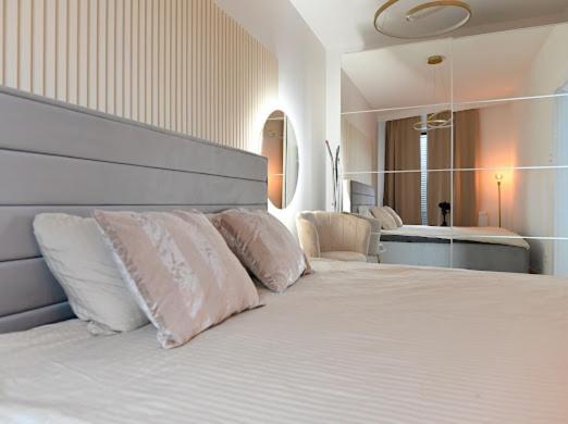 Apartament Topaz 30 Konin  Bagian luar foto